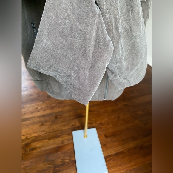 ASTR Gray Grey Suede Moto Jacket Edgy Casual Streetwear Downtown Valentines Day - Picture 5 of 12